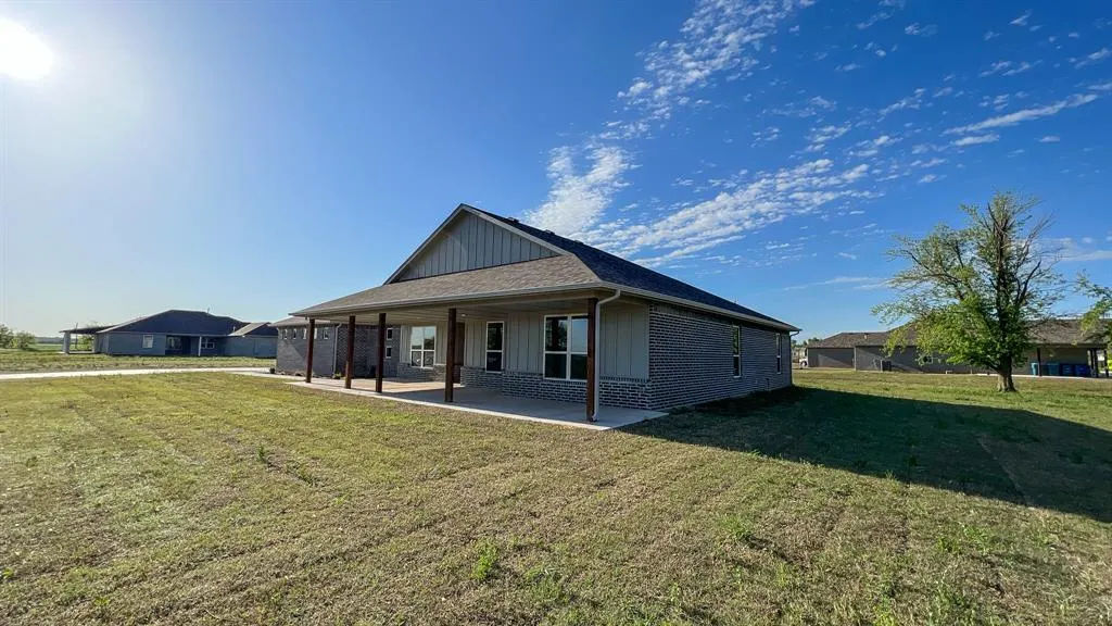 Photo 4 — 102 Olde Mill Road, Jones, OK 73049