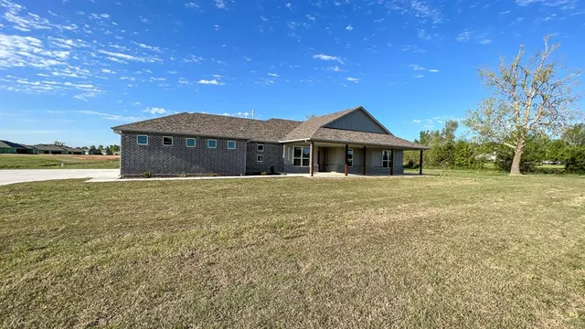 Photo 7 — 102 Olde Mill Road, Jones, OK 73049