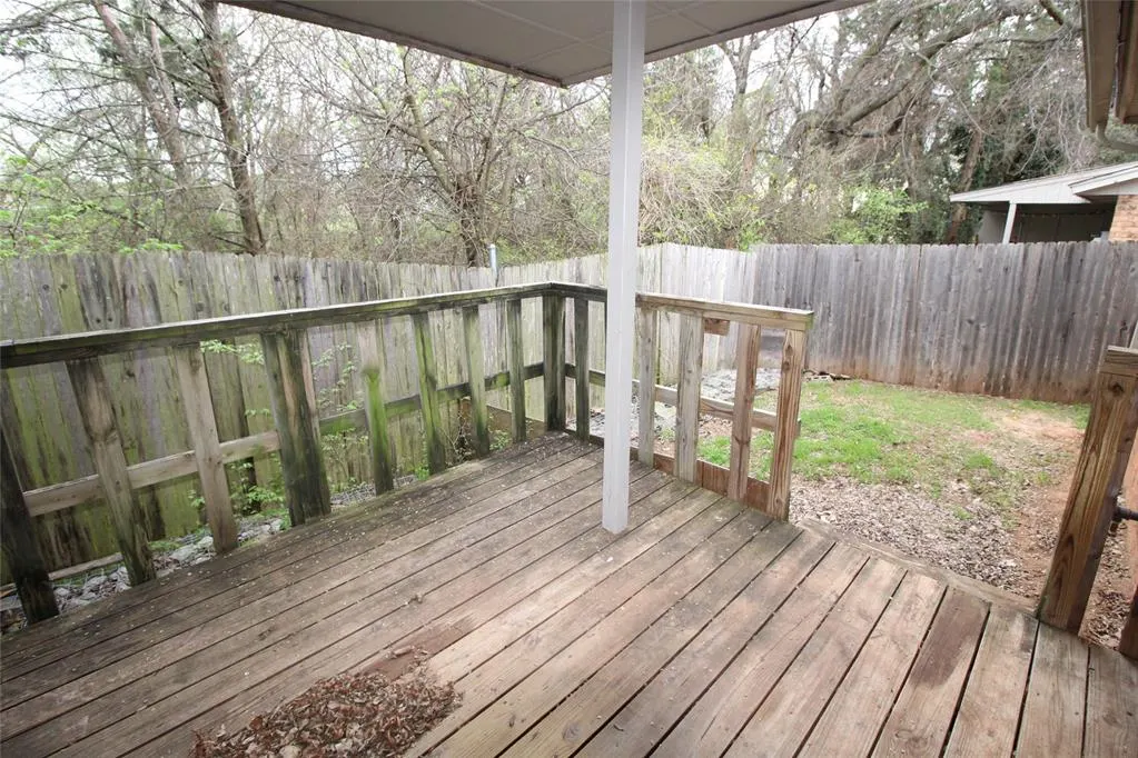 Photo 13 — 902 Acacia Circle 902, Noble, OK 73068