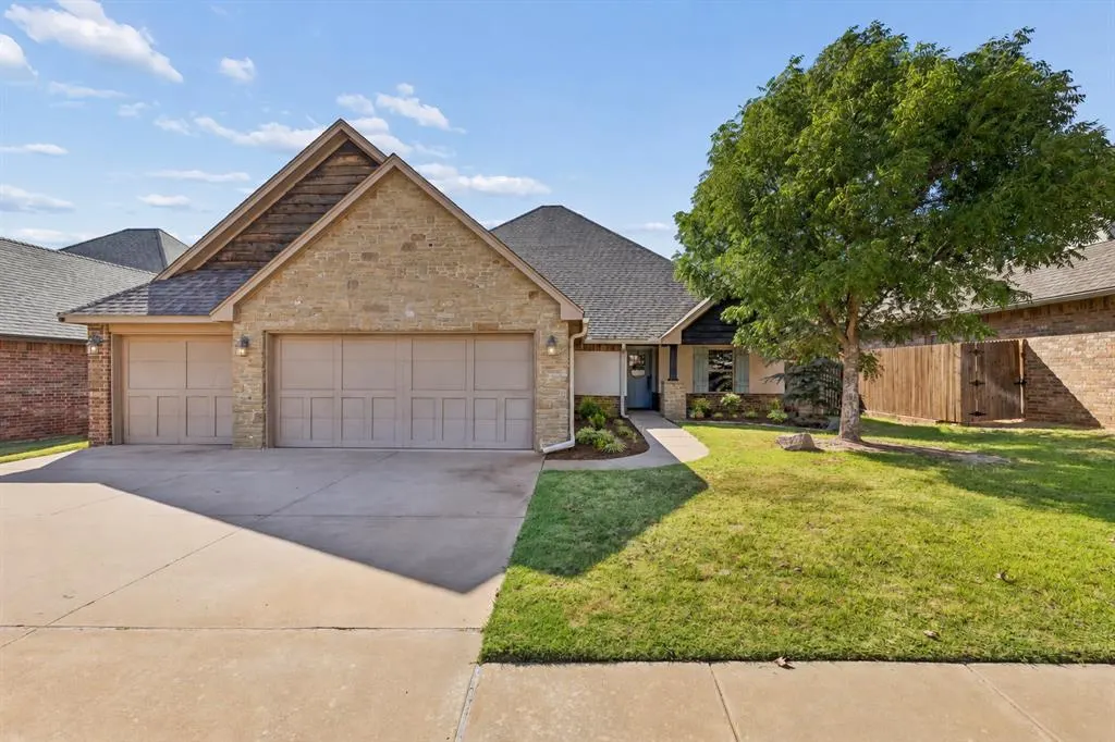 Photo 13 — 18717 Havenbrook Road, Edmond, OK 73012