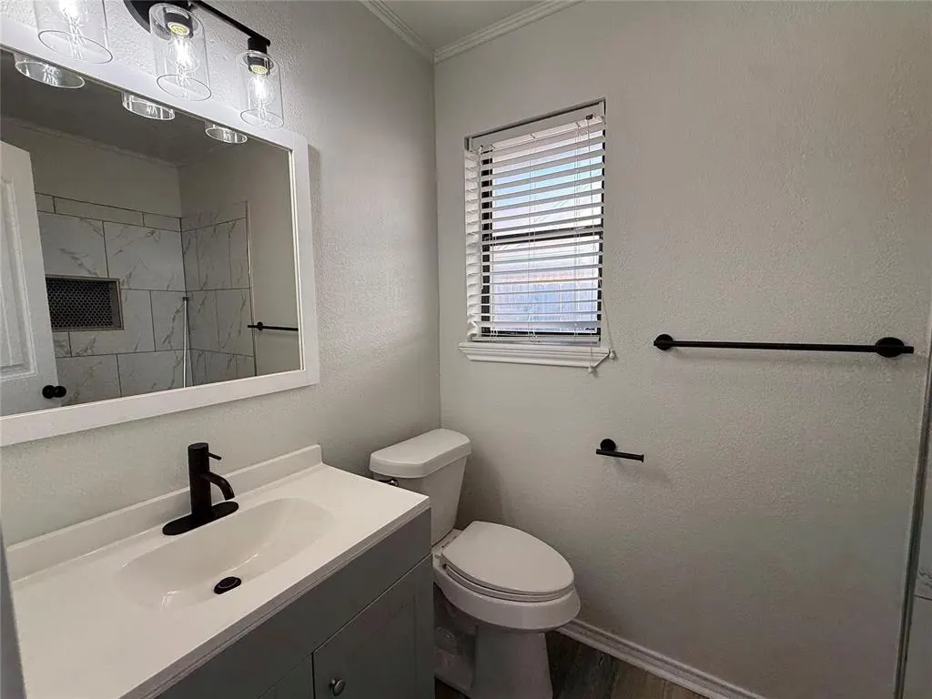 Photo 19 — 2116 NE 8th Street, Moore, OK 73160