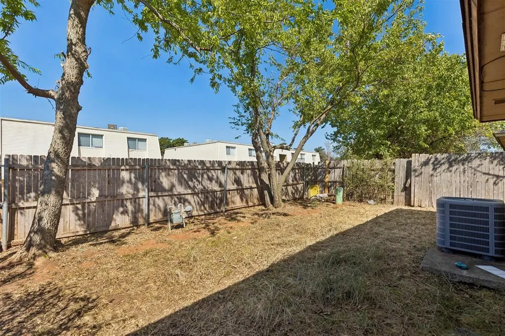 Photo 36 — 219 Park Place, Midwest City, OK 73110
