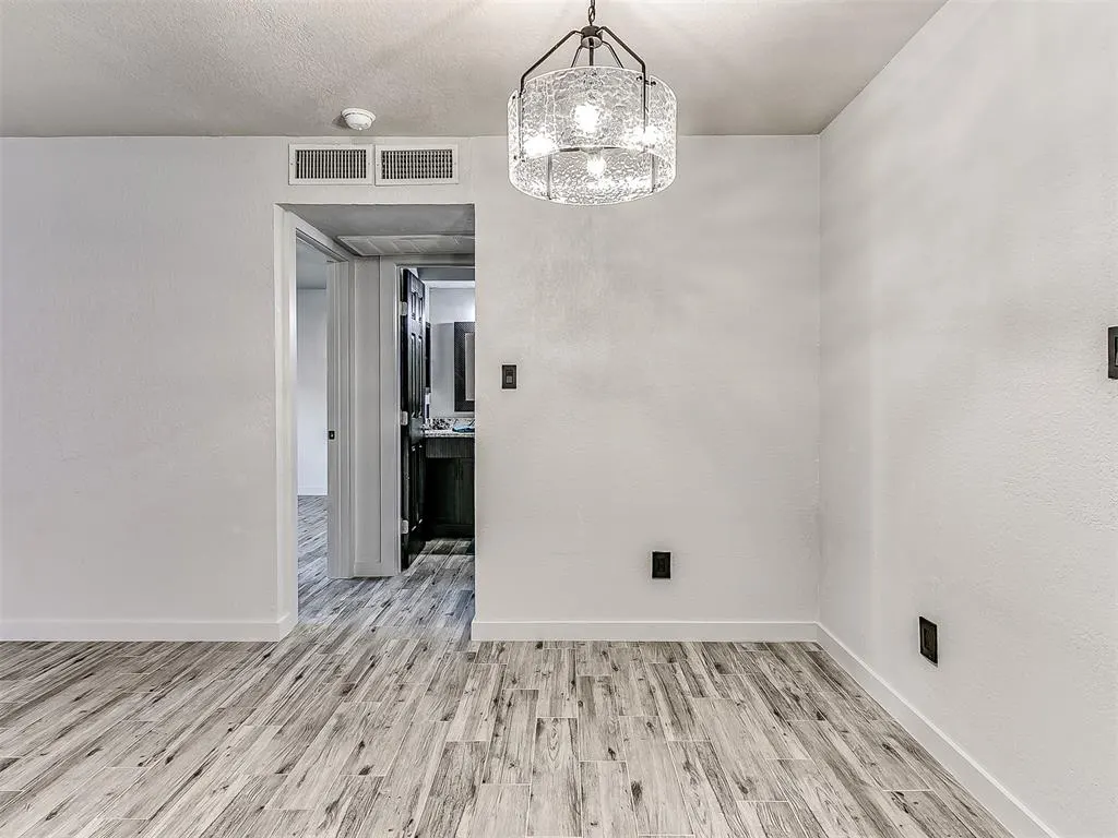 Photo 9 — 3000 Chautauqua Avenue 112, Norman, OK 73072