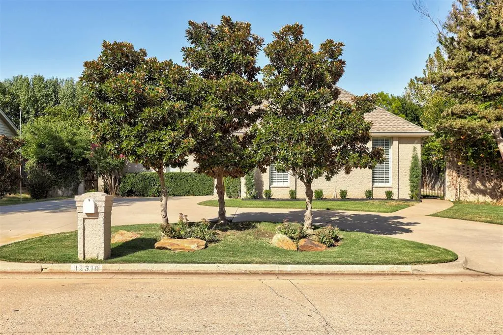 Photo 2 — 12319 Maple Ridge Road, Oklahoma City, OK 73120