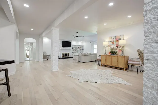 Photo 6 — 12319 Maple Ridge Road, Oklahoma City, OK 73120