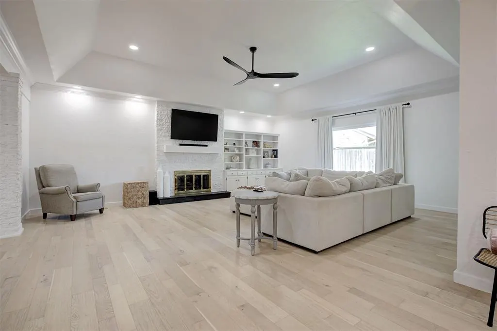Photo 7 — 12319 Maple Ridge Road, Oklahoma City, OK 73120