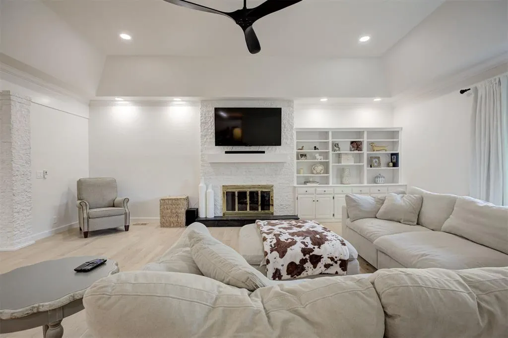Photo 9 — 12319 Maple Ridge Road, Oklahoma City, OK 73120