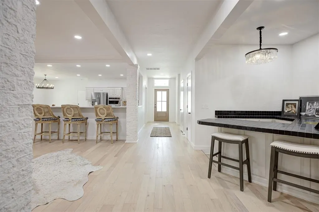 Photo 16 — 12319 Maple Ridge Road, Oklahoma City, OK 73120