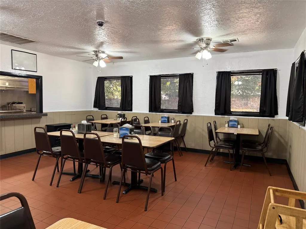 Photo 11 — 416 E Apache Trail Road, Apache, OK 73006