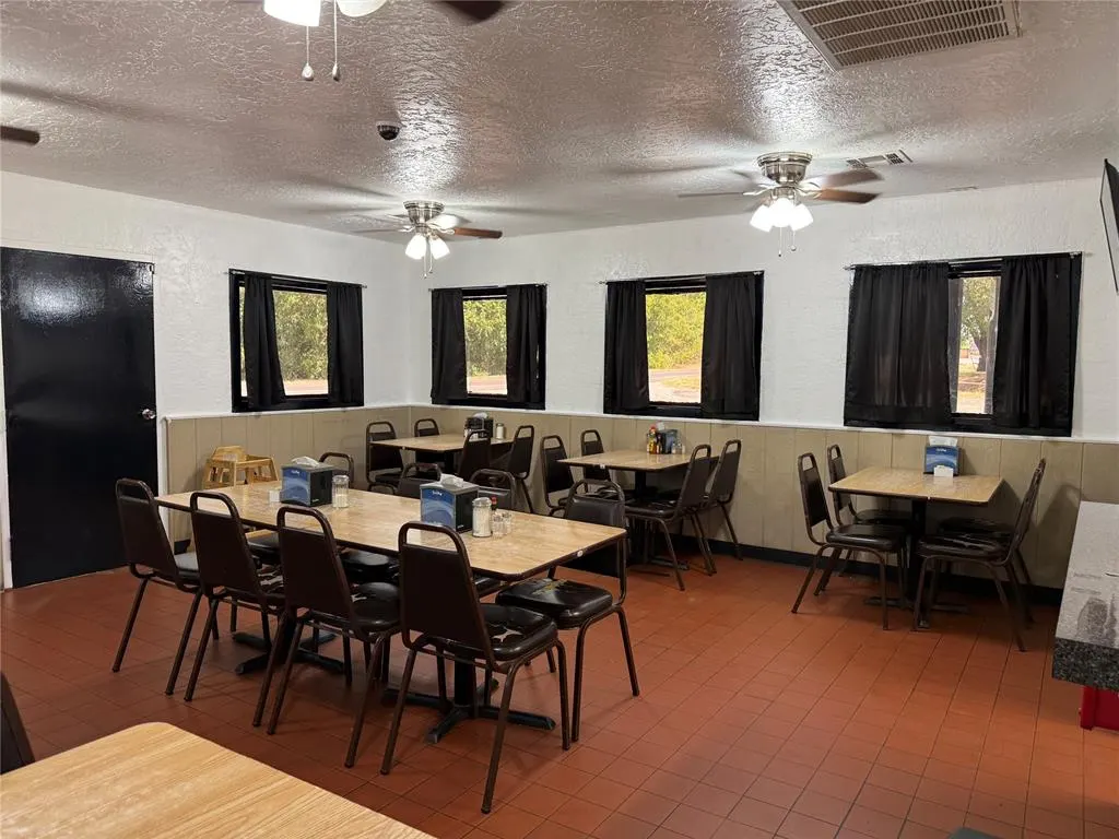 Photo 13 — 416 E Apache Trail Road, Apache, OK 73006