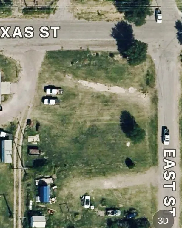 Photo 2 — S east st Street, Texhoma, OK 73949