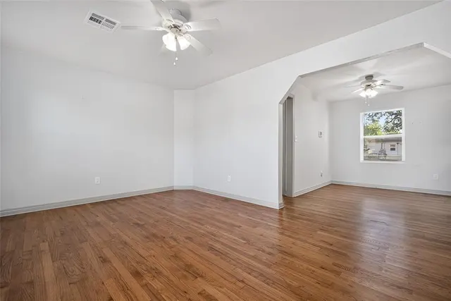 Photo 7 — 7014 NW 45th Street, Bethany, OK 73008