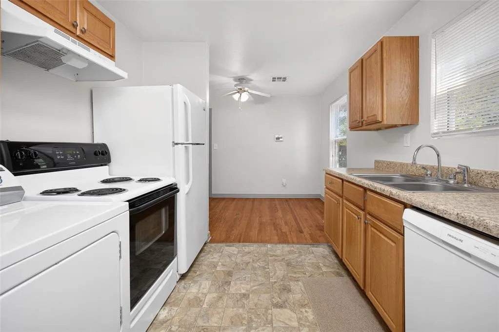 Photo 10 — 7014 NW 45th Street, Bethany, OK 73008