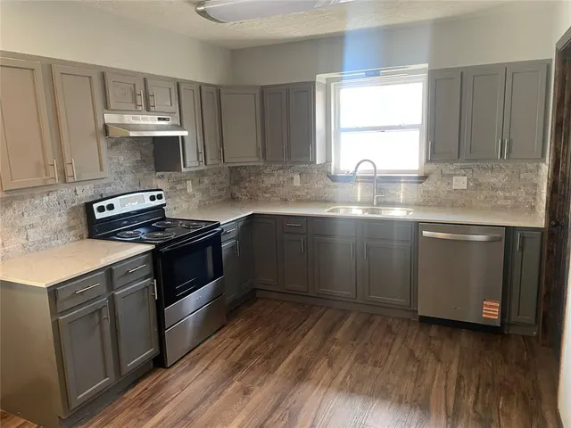Photo 4 — 936 W Lovers Lane, Purcell, OK 73080