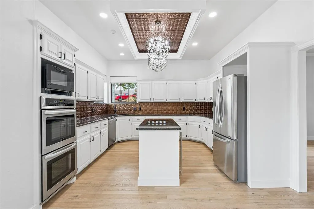 Photo 11 — 4712 Fountain Gate Drive, Norman, OK 73072