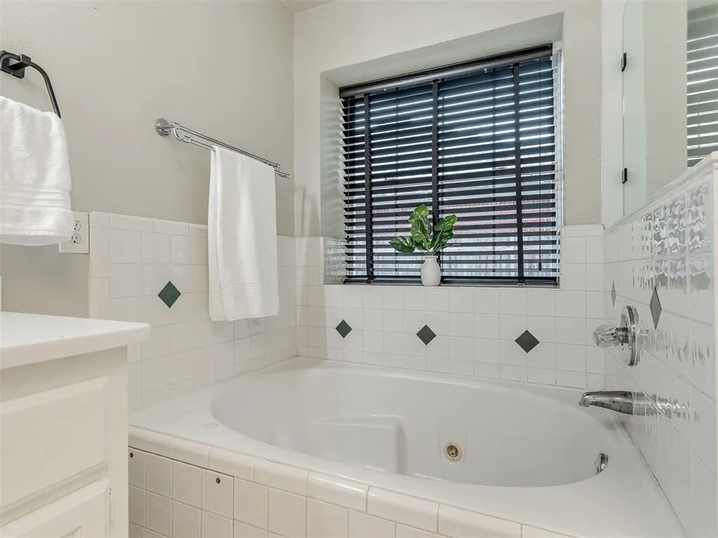 Photo 20 — 4932 Baker Street, Norman, OK 73072