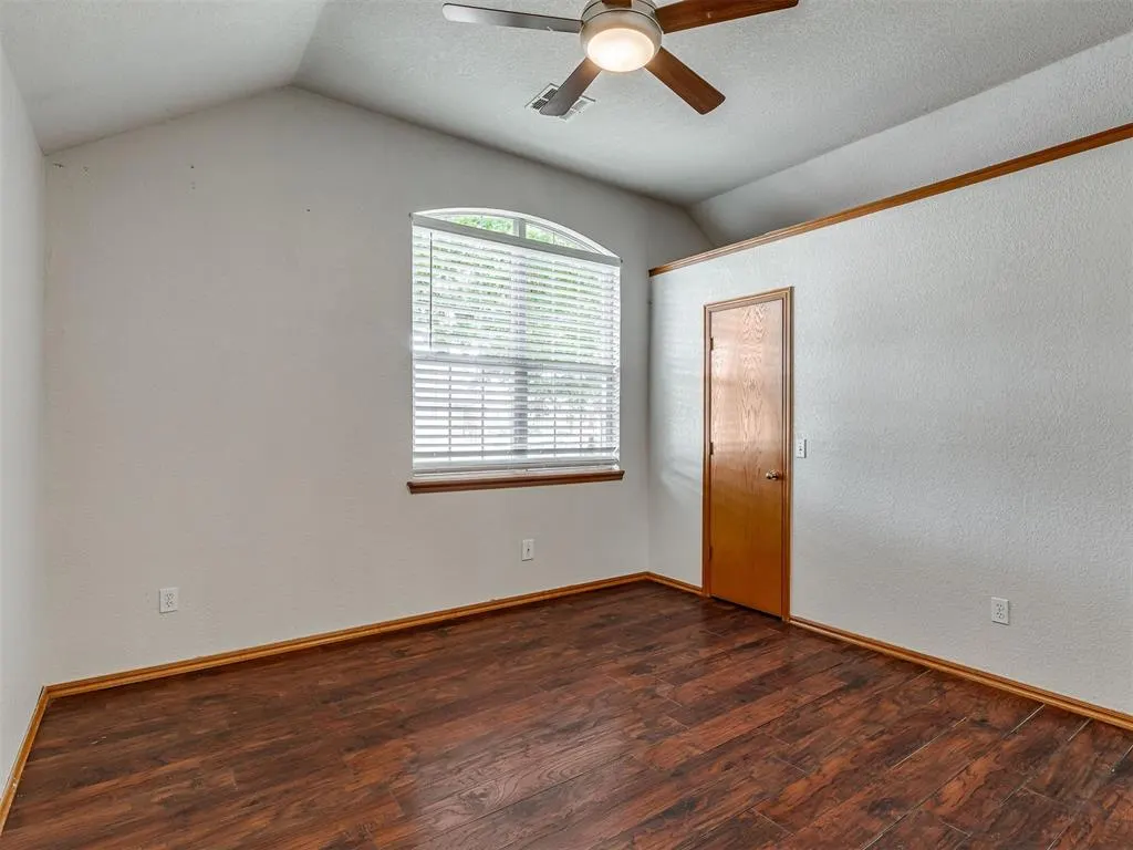 Photo 24 — 4932 Baker Street, Norman, OK 73072