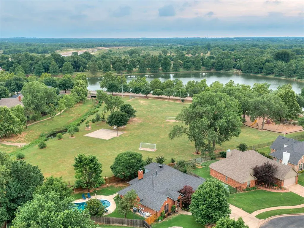 Photo 47 — 4932 Baker Street, Norman, OK 73072