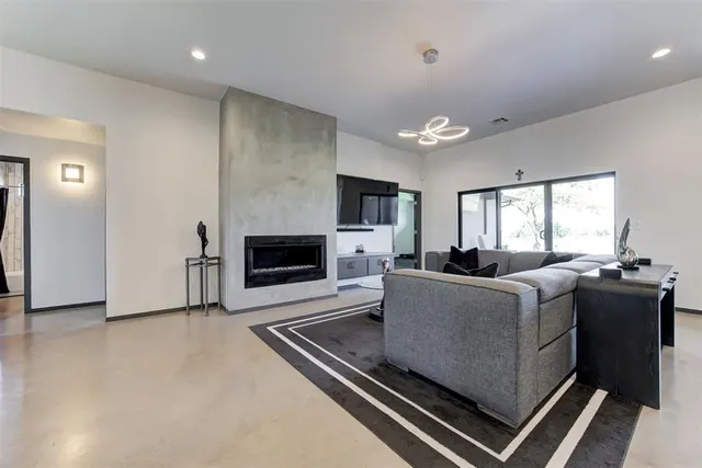 Photo 6 — 7413 NW 159th Circle, Edmond, OK 73013