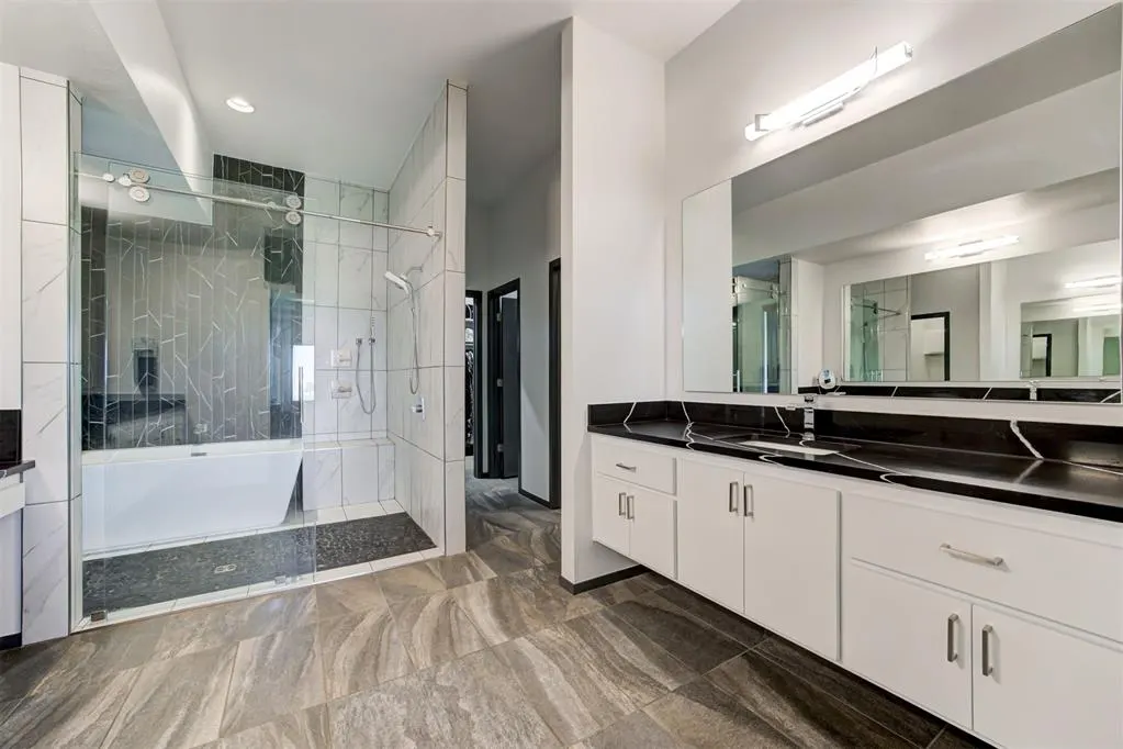 Photo 19 — 7413 NW 159th Circle, Edmond, OK 73013