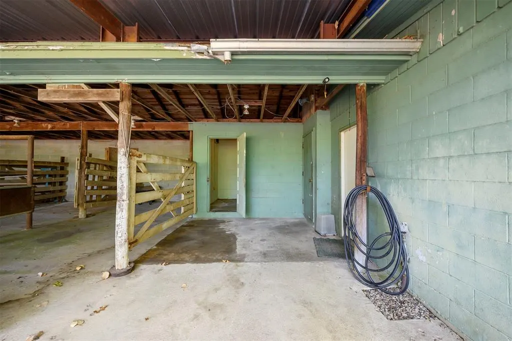 Photo 14 — 811 E Lincoln Road, Idabel, OK 74745