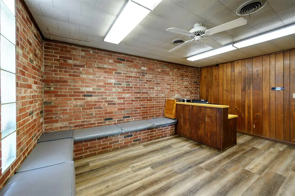 Photo 23 — 811 E Lincoln Road, Idabel, OK 74745