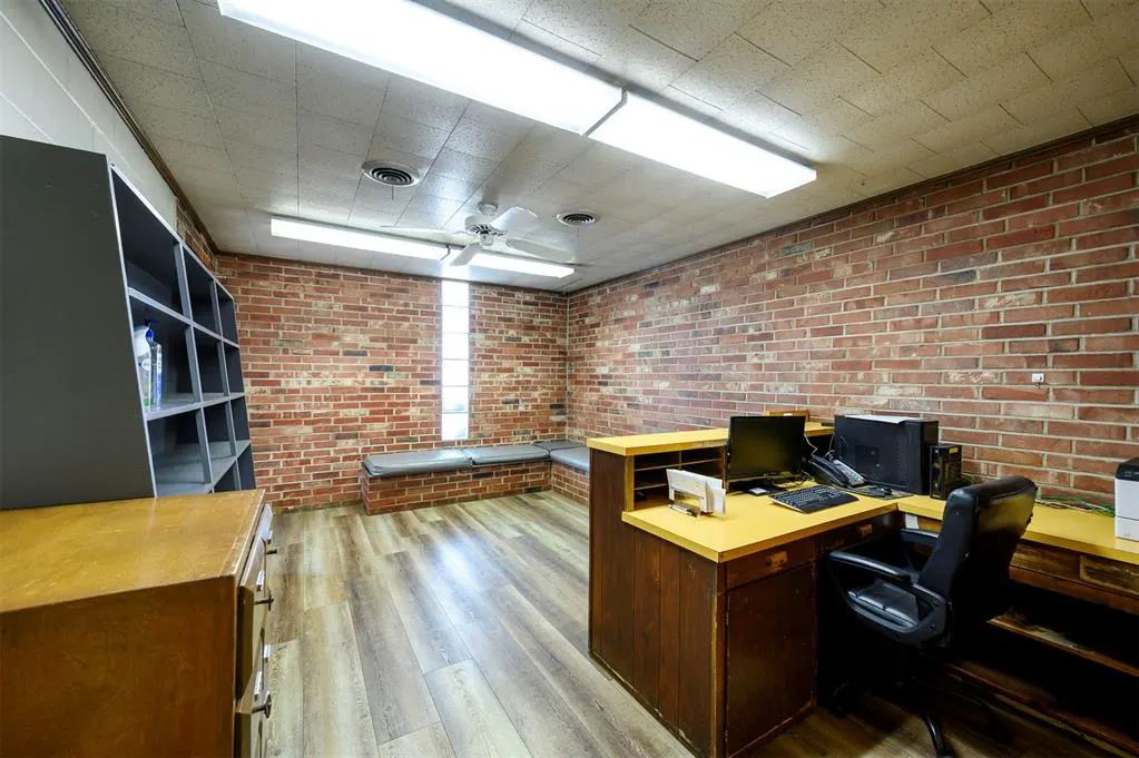 Photo 26 — 811 E Lincoln Road, Idabel, OK 74745