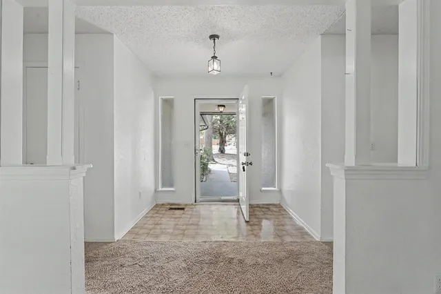 Photo 4 — 3905 Green Oaks Way, Edmond, OK 73034