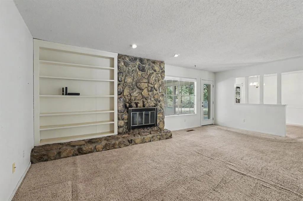 Photo 6 — 3905 Green Oaks Way, Edmond, OK 73034