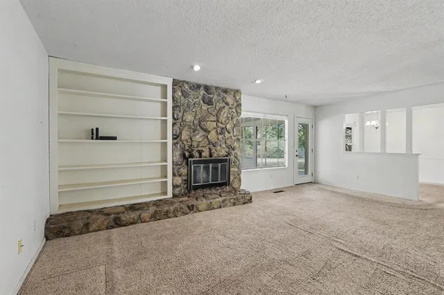 Photo 6 — 3905 Green Oaks Way, Edmond, OK 73034