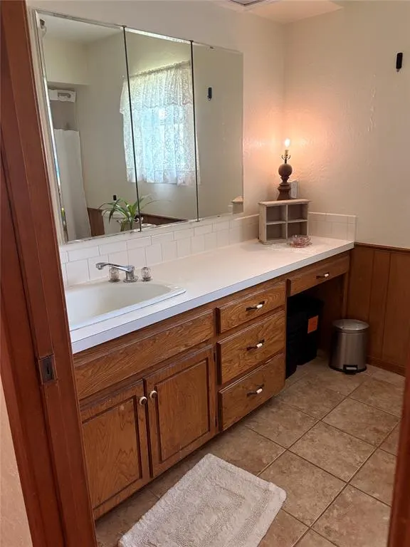 Photo 22 — 1327 W Kansas Avenue, Chickasha, OK 73018