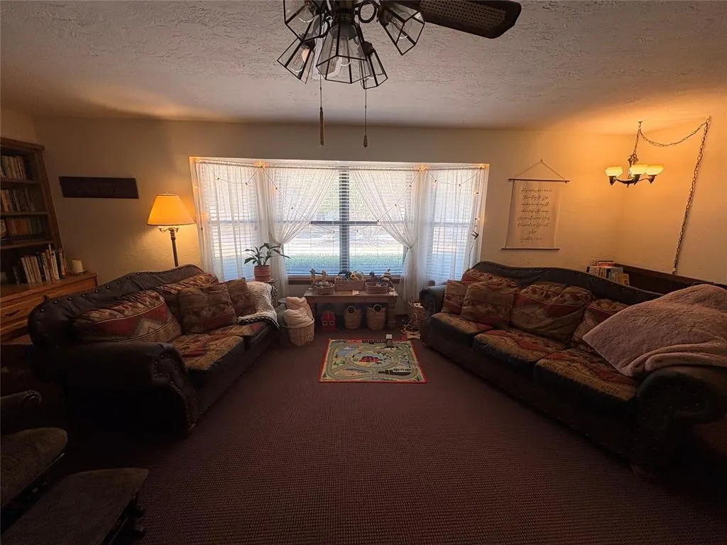 Photo 26 — 1327 W Kansas Avenue, Chickasha, OK 73018