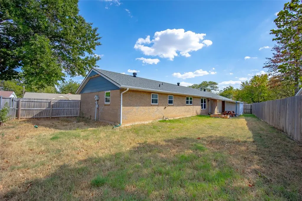 Photo 19 — 801 N Markwell Avenue, Oklahoma City, OK 73160