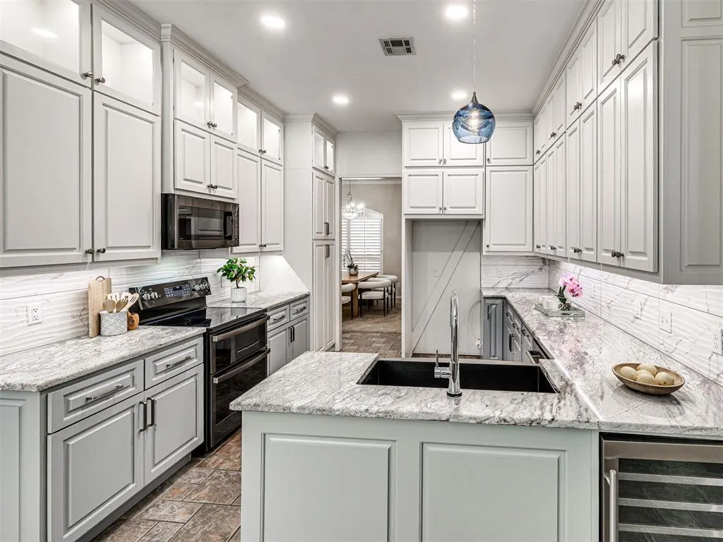 Photo 12 — 15208 Grand Parke Drive, Edmond, OK 73013