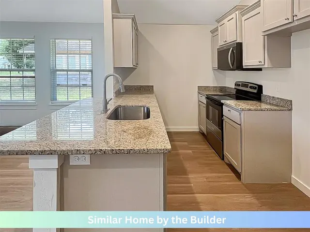 Photo 3 — 2126 SW Charles Whitlow Avenue 2126 & 2128, Lawton, OK 73501