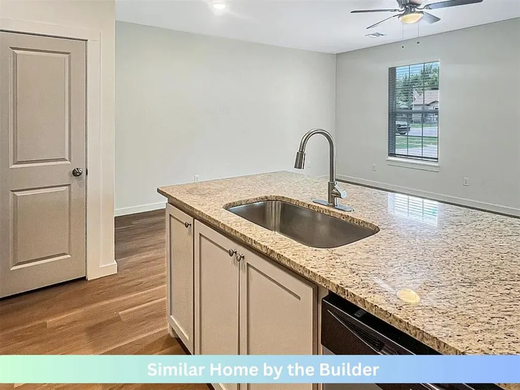 Photo 4 — 2126 SW Charles Whitlow Avenue 2126 & 2128, Lawton, OK 73501