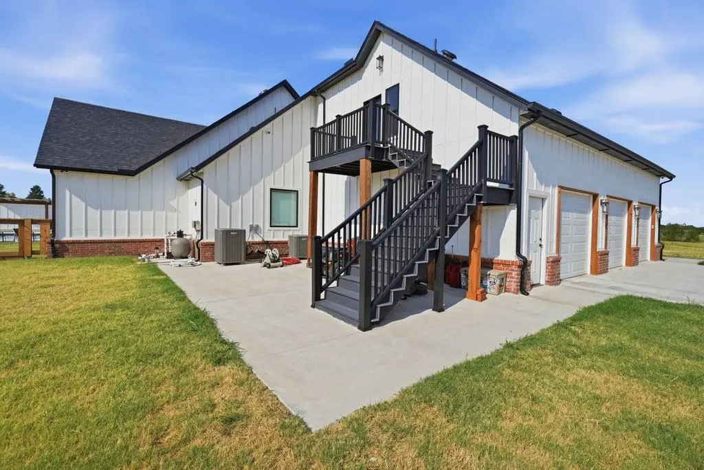 Photo 39 — 25240 E County Road 1710 Road, Elmore City, OK 73433