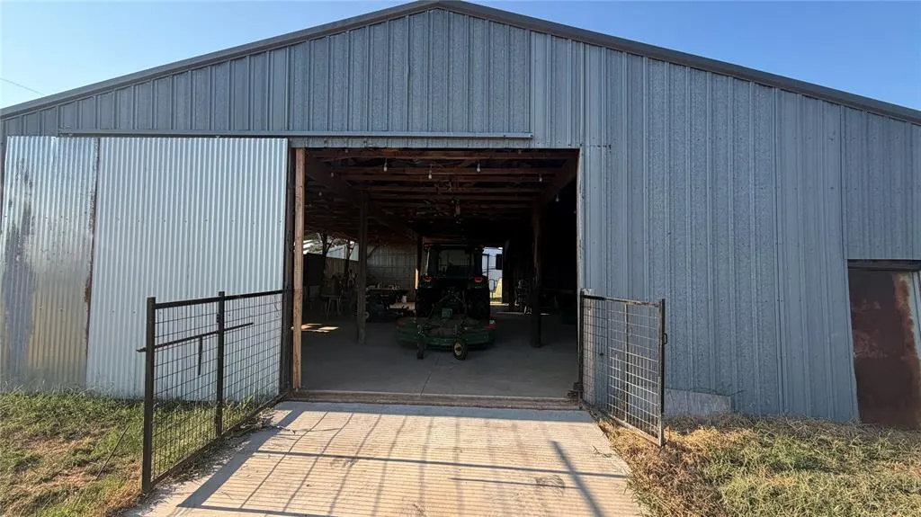 Photo 48 — 25240 E County Road 1710 Road, Elmore City, OK 73433