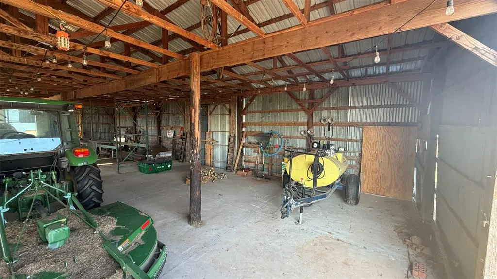 Photo 49 — 25240 E County Road 1710 Road, Elmore City, OK 73433