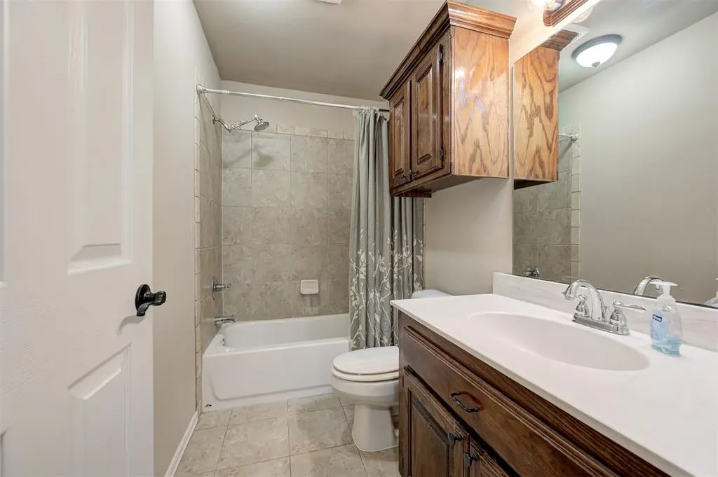 Photo 33 — 8012 Hillers Road, Oklahoma City, OK 73132