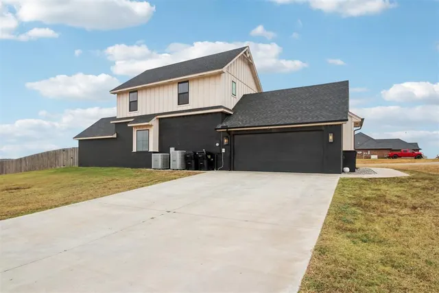 Photo 3 — 2288 County Road 1335, Blanchard, OK 73010