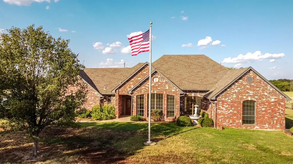 Front exterior — 100708 S Highway 177, Meeker, OK 74855