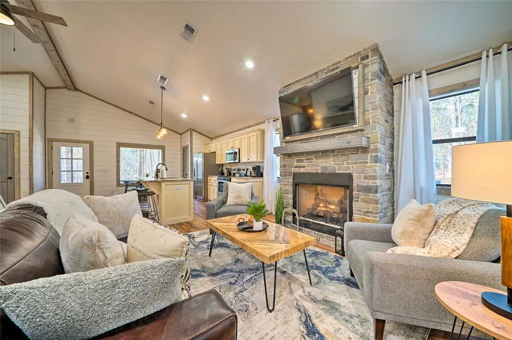 Photo 8 — 167 Oak Stone Lane, Broken Bow, OK 74728