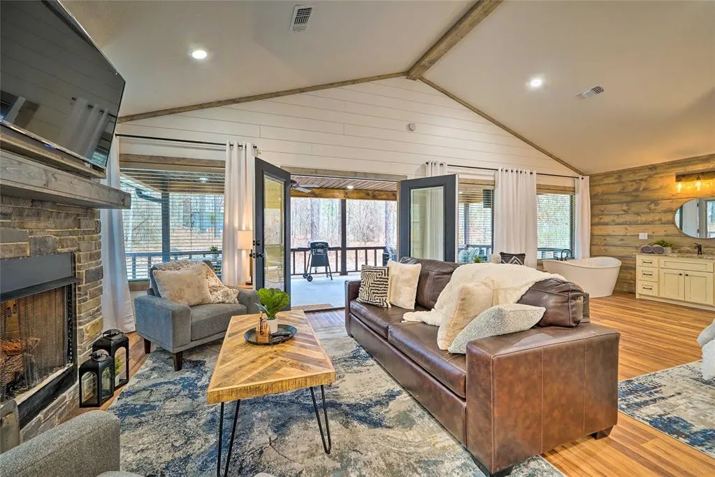 Photo 11 — 167 Oak Stone Lane, Broken Bow, OK 74728
