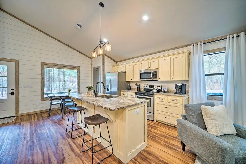 Photo 14 — 167 Oak Stone Lane, Broken Bow, OK 74728