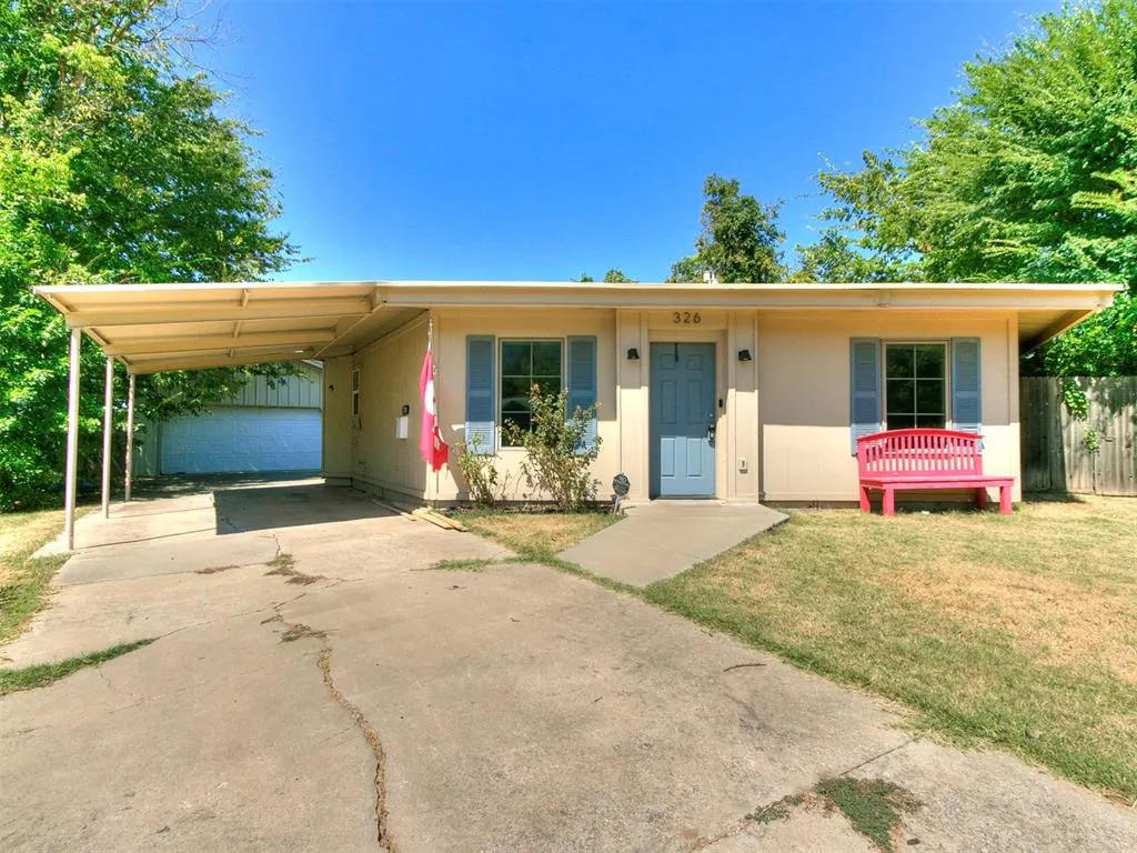 Front exterior — 326 Atterberry Drive, Norman, OK 73071