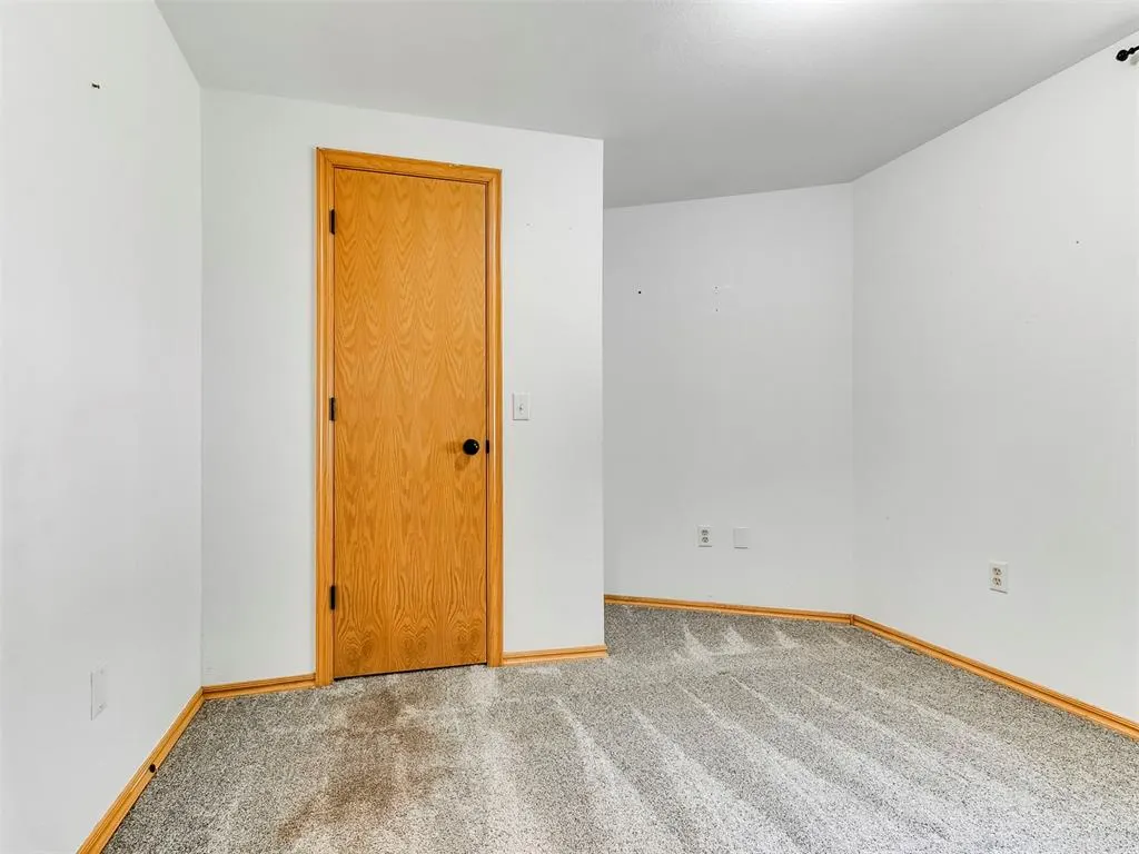 Photo 13 — 326 Atterberry Drive, Norman, OK 73071