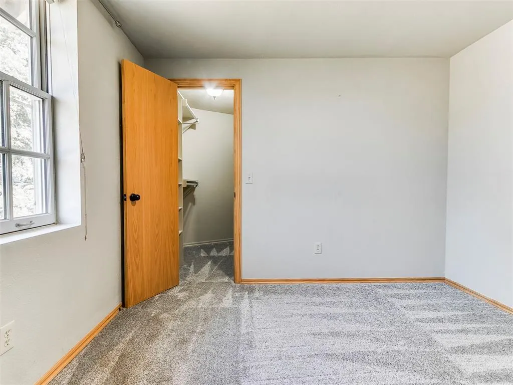 Photo 15 — 326 Atterberry Drive, Norman, OK 73071