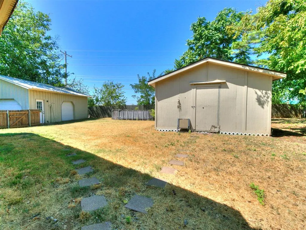 Photo 17 — 326 Atterberry Drive, Norman, OK 73071