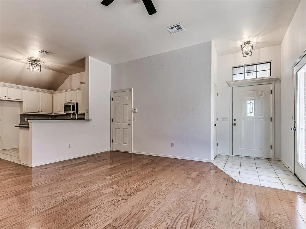 Photo 4 — 1340 NW 138th Street, Edmond, OK 73013
